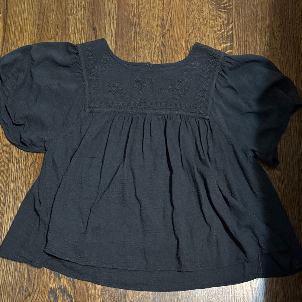 Lucky brand Black Embroidered Square neck Peasant Top size medium